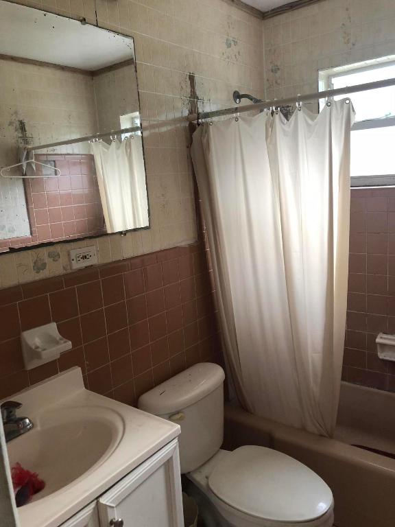 LAKE BELVEDERE ESTATES 4TH ADD - Residential