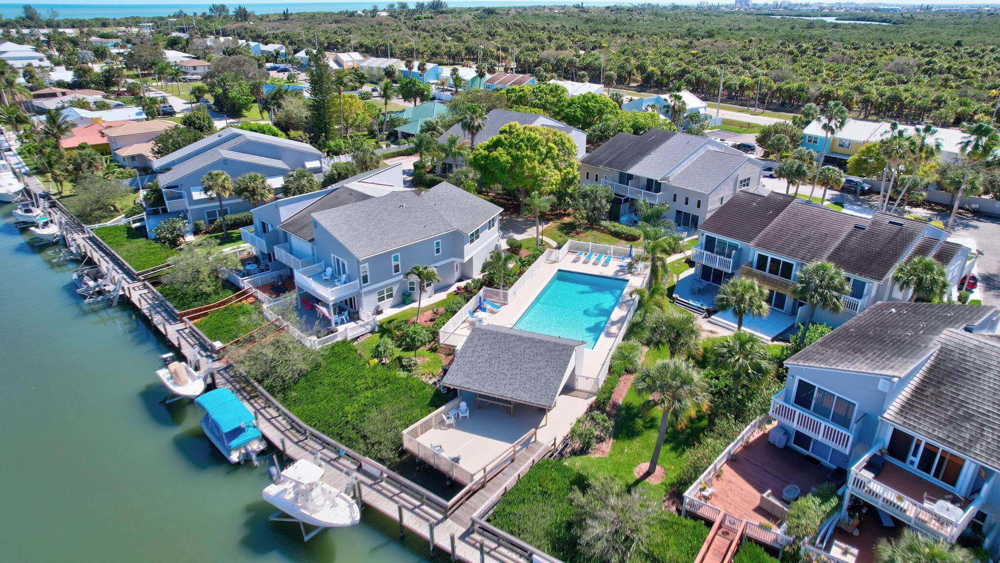 CORAL COVE BEACH SECTION - Residential