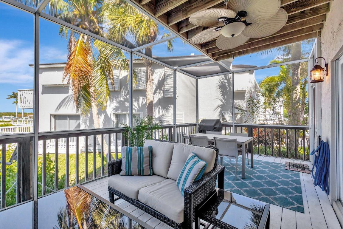 CORAL COVE BEACH SECTION 1 - Residential