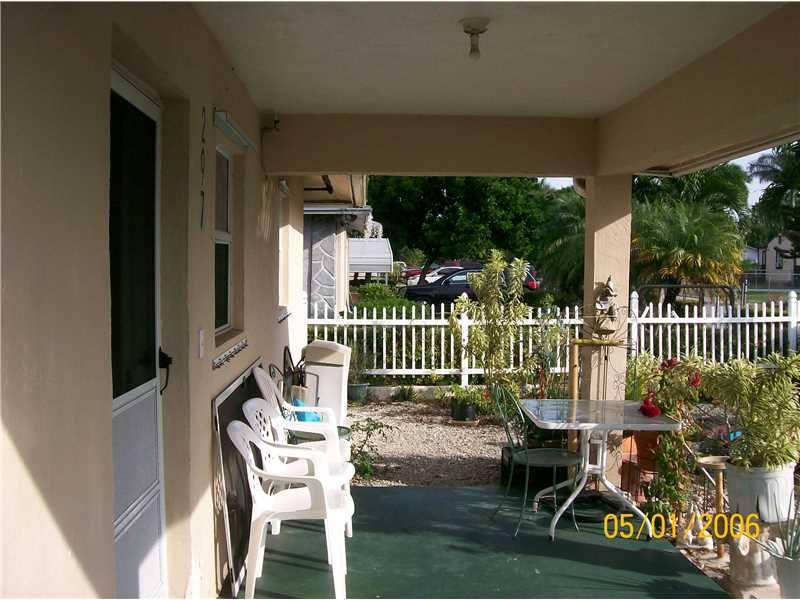 LAKE PARK PAHOKEE - Residential