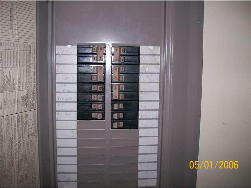 LAKE PARK PAHOKEE - Residential