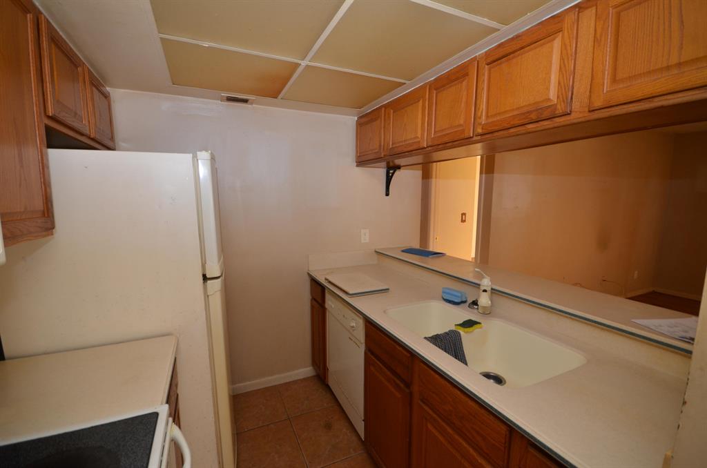 TERRACE GARDENS CONDO - Residential