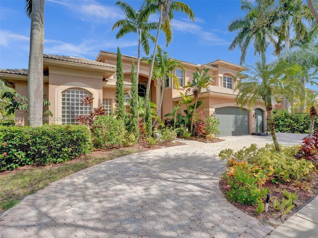 Photo of 19462 SATURNIA LAKES Drive, Boca Raton, FL 33498 (MLS # B26081228)