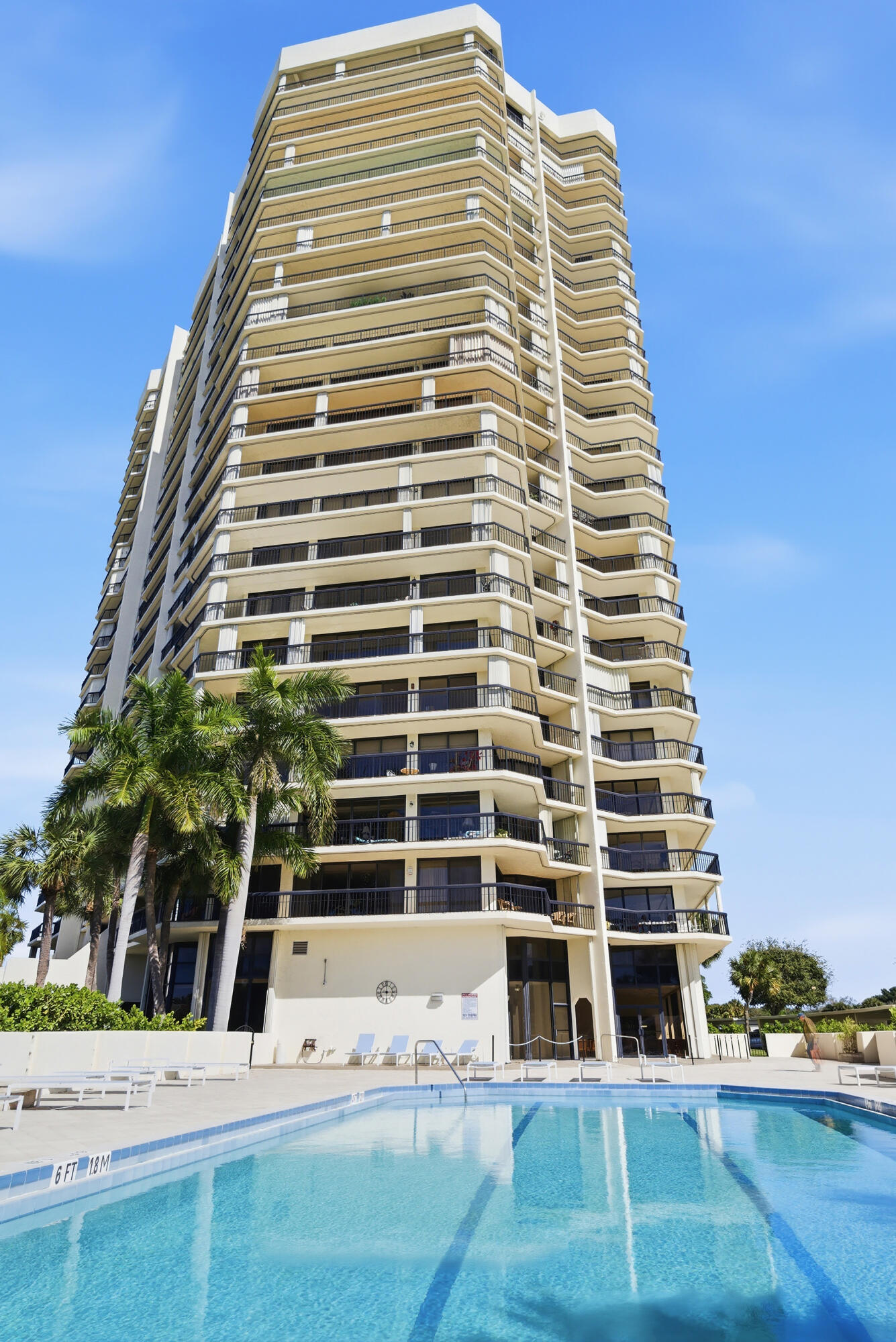 CONSULATE CONDO - Residential Lease