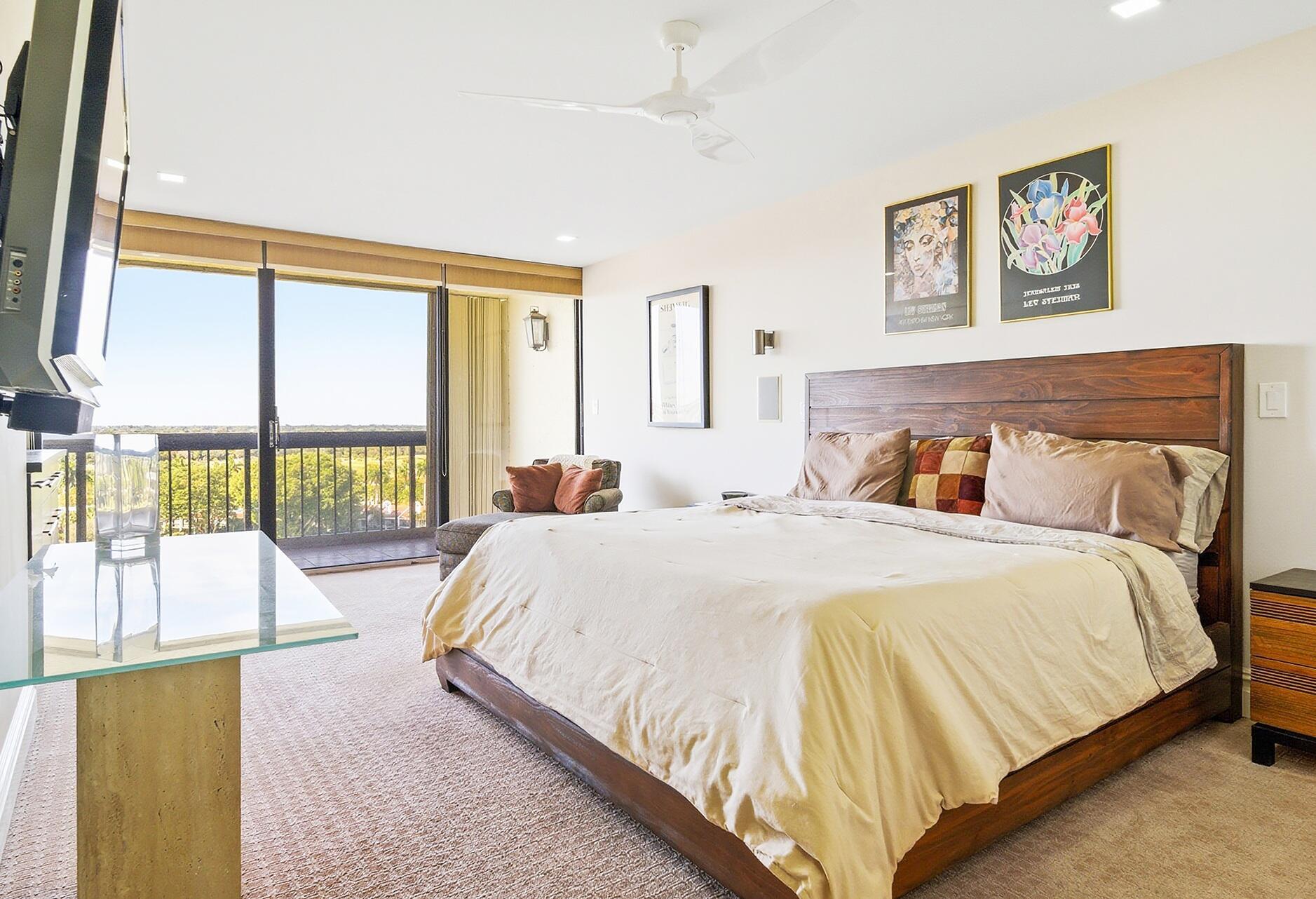 CONSULATE CONDO - Residential Lease