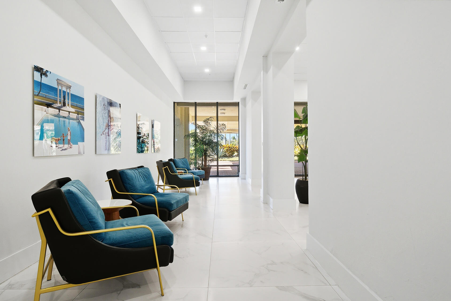 CONSULATE CONDO - Residential Lease