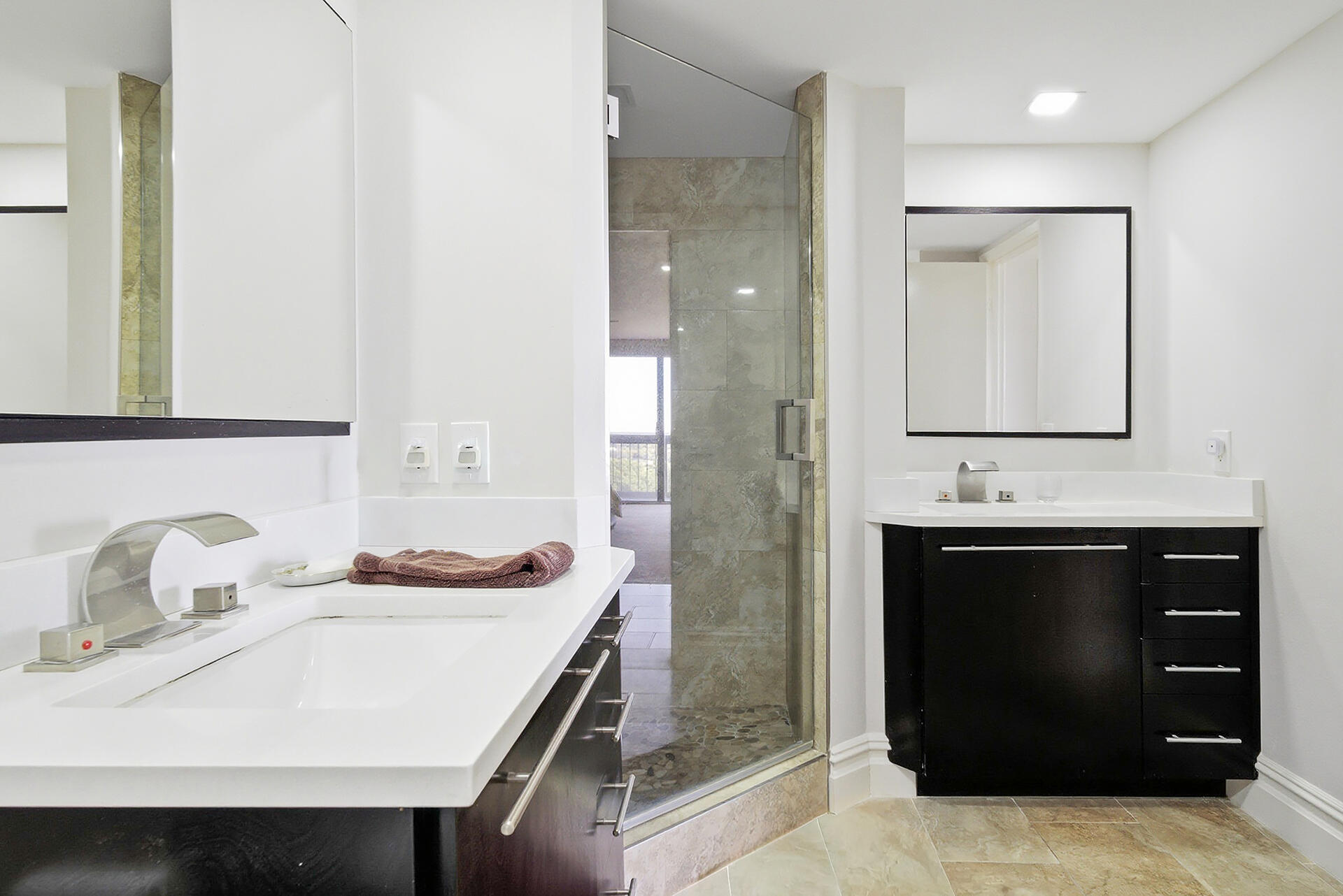 CONSULATE CONDO - Residential Lease
