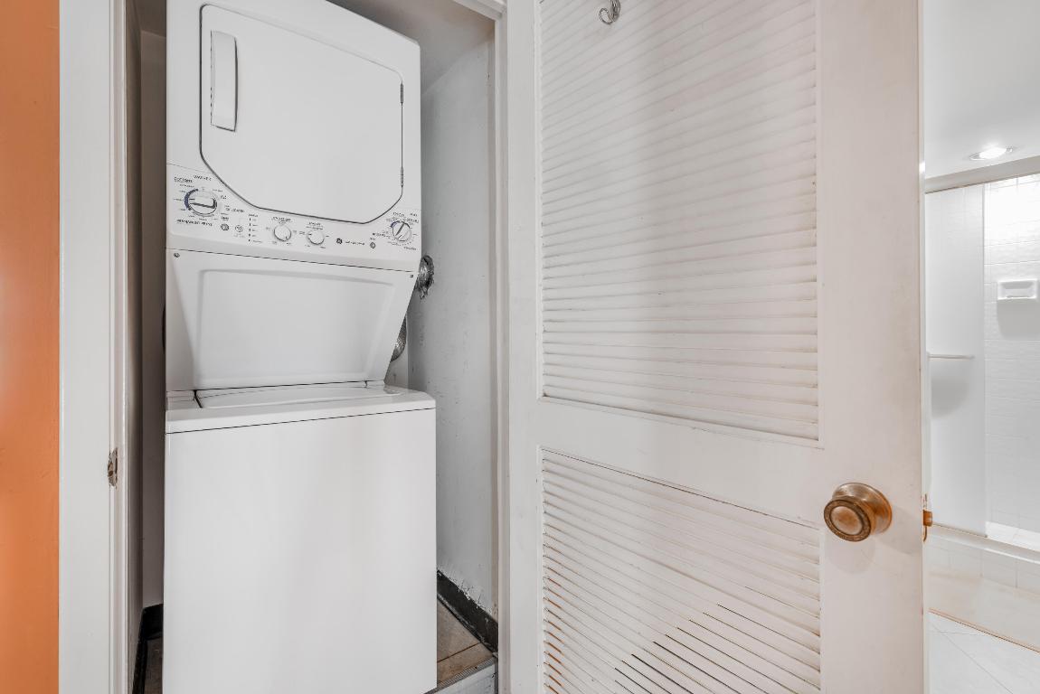 GLENEAGLES CONDO I - Residential