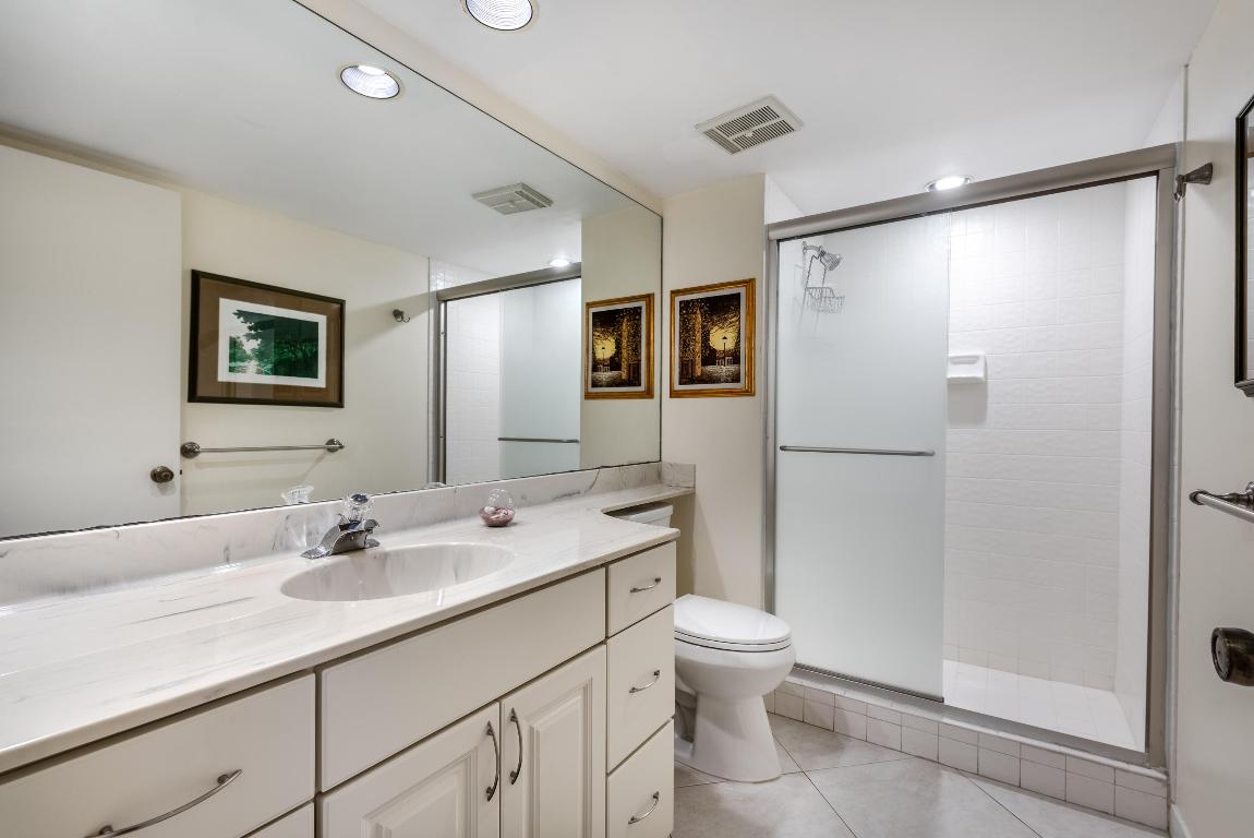 GLENEAGLES CONDO I - Residential