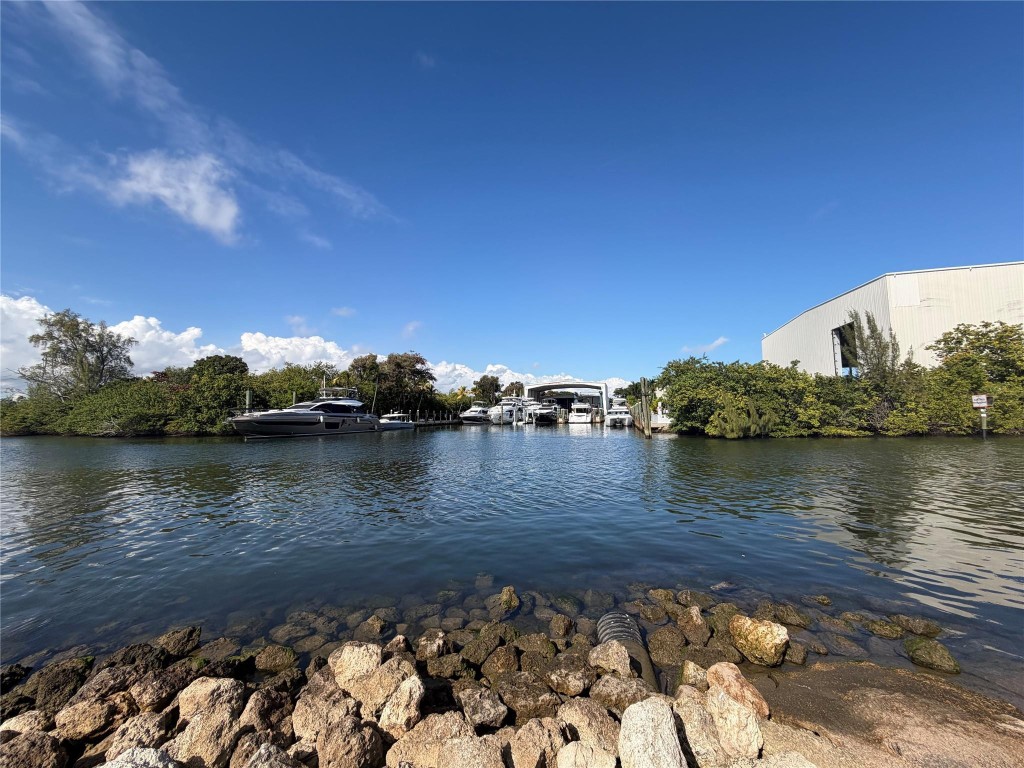 Royal Palm Vista 41-12 B - Residential