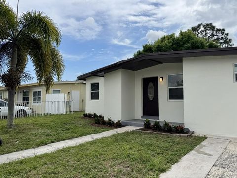 1218 NW 13th Ct Fort Lauderdale FL 33311