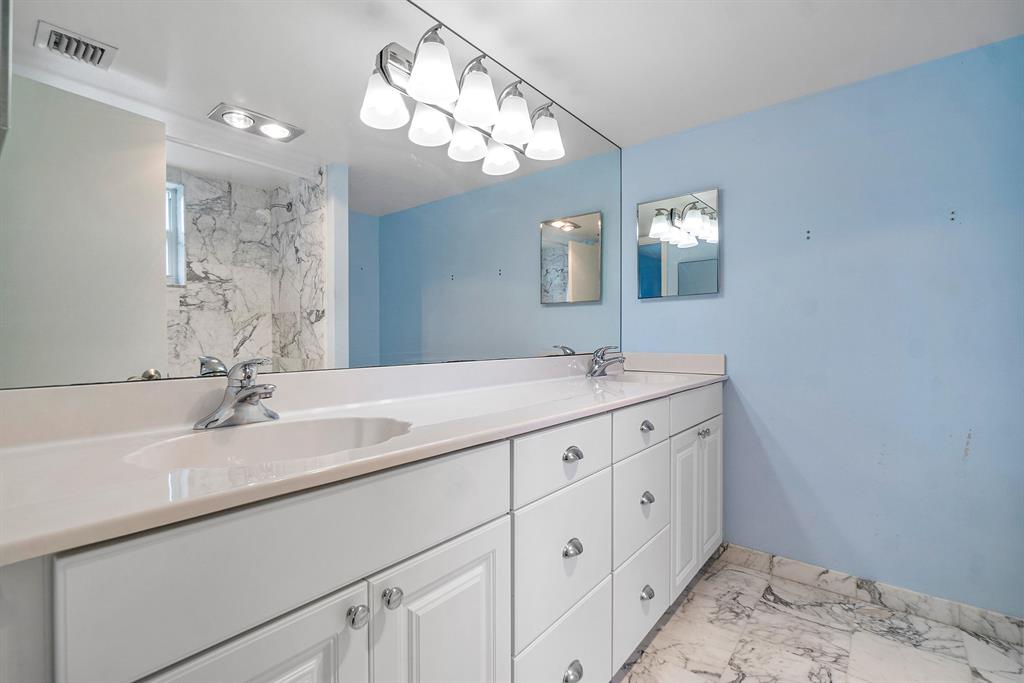 SUGAR SANDS CONDO 11 - Residential