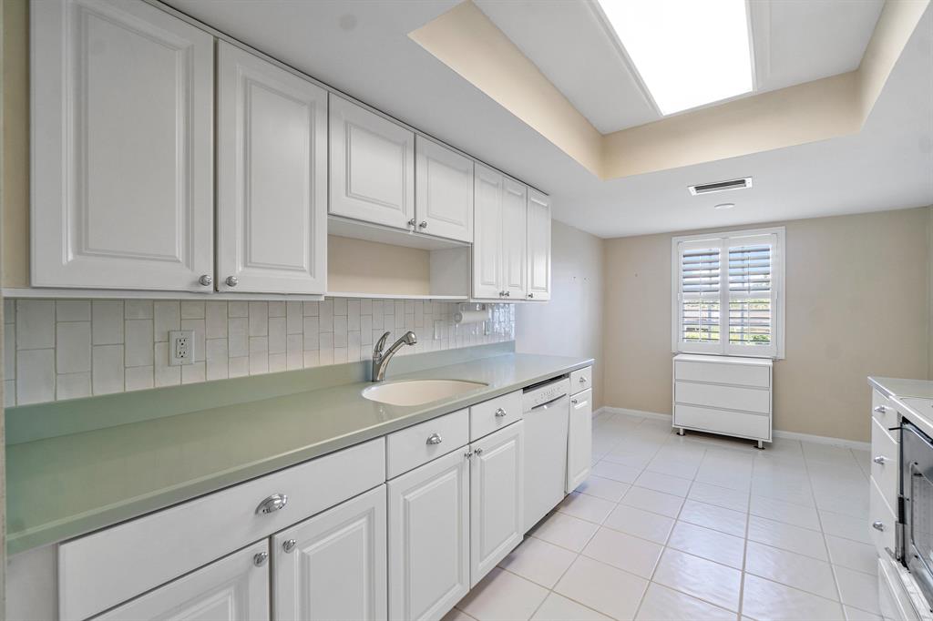 SUGAR SANDS CONDO 11 - Residential