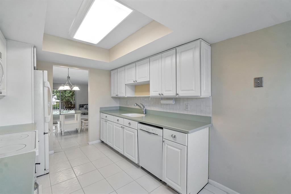 SUGAR SANDS CONDO 11 - Residential