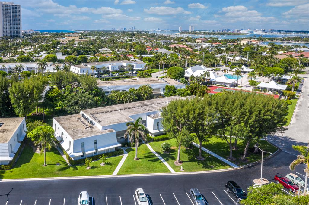 SUGAR SANDS CONDO 11 - Residential