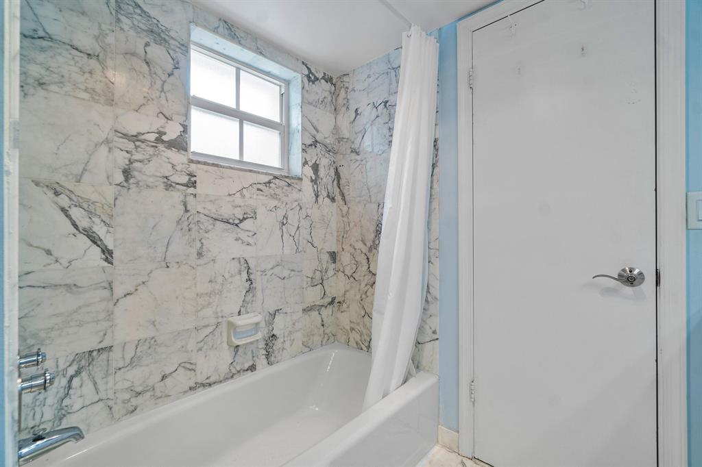 SUGAR SANDS CONDO 11 - Residential