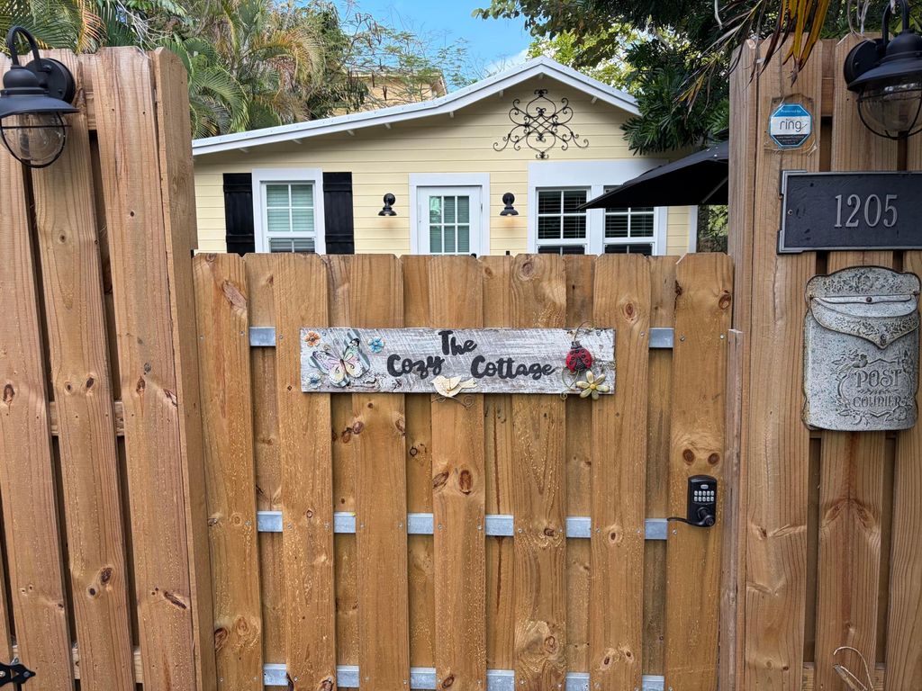 Photo of 1205 SW 4th Street, Fort Lauderdale, FL 33312 (MLS # B26005431)