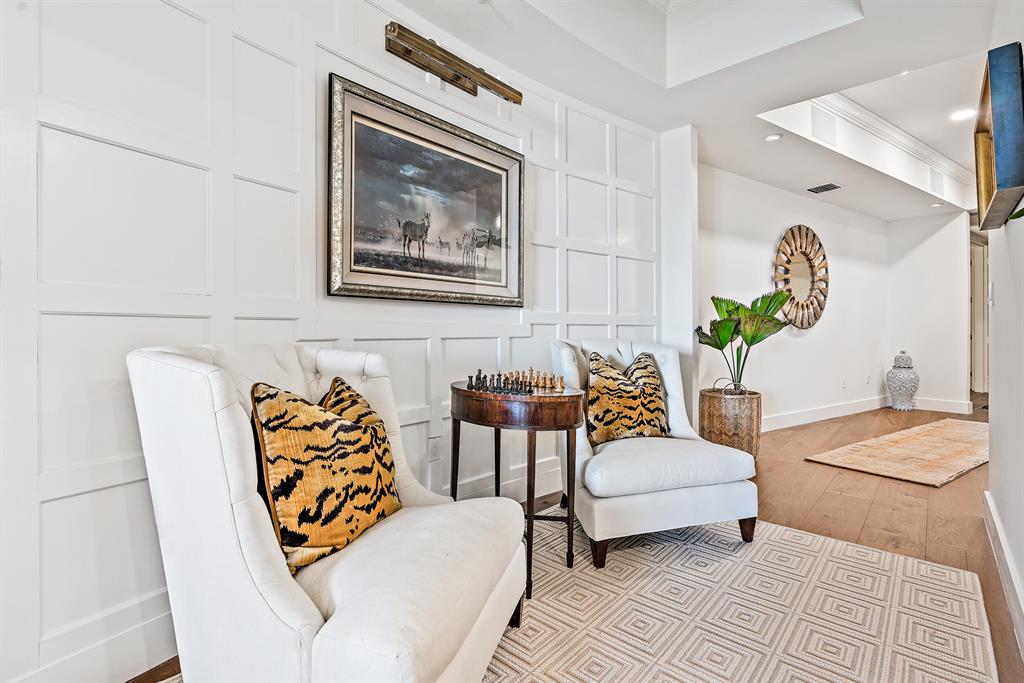 ESPLANADE GRANDE CONDO - Residential