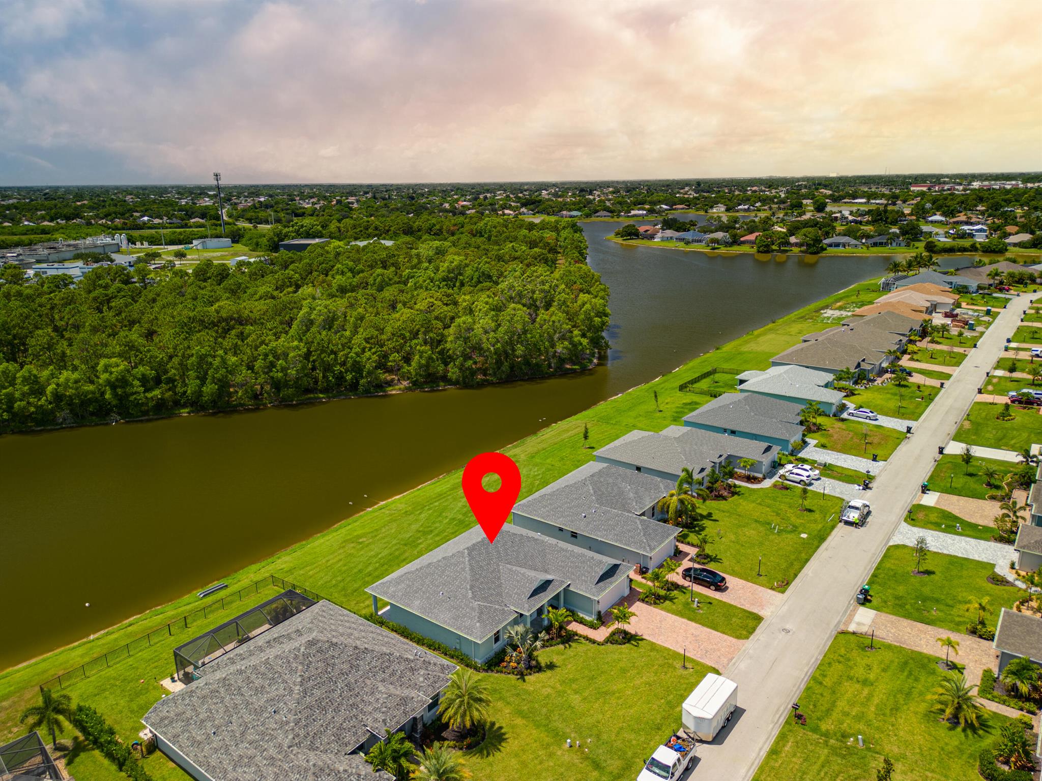 SAWGRASS LAKES PHASE 3A - Residential Lease