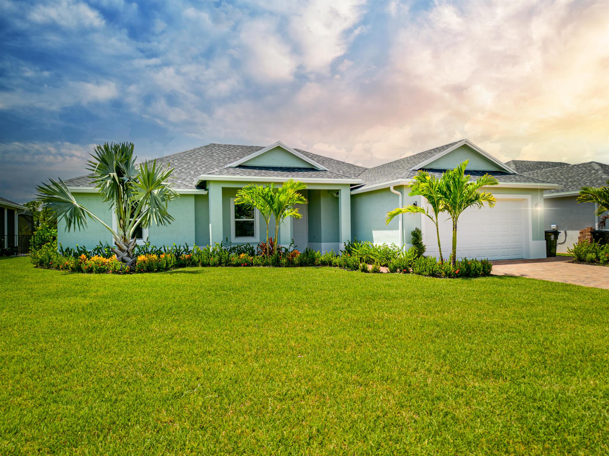 SAWGRASS LAKES PHASE 3A - Residential Lease