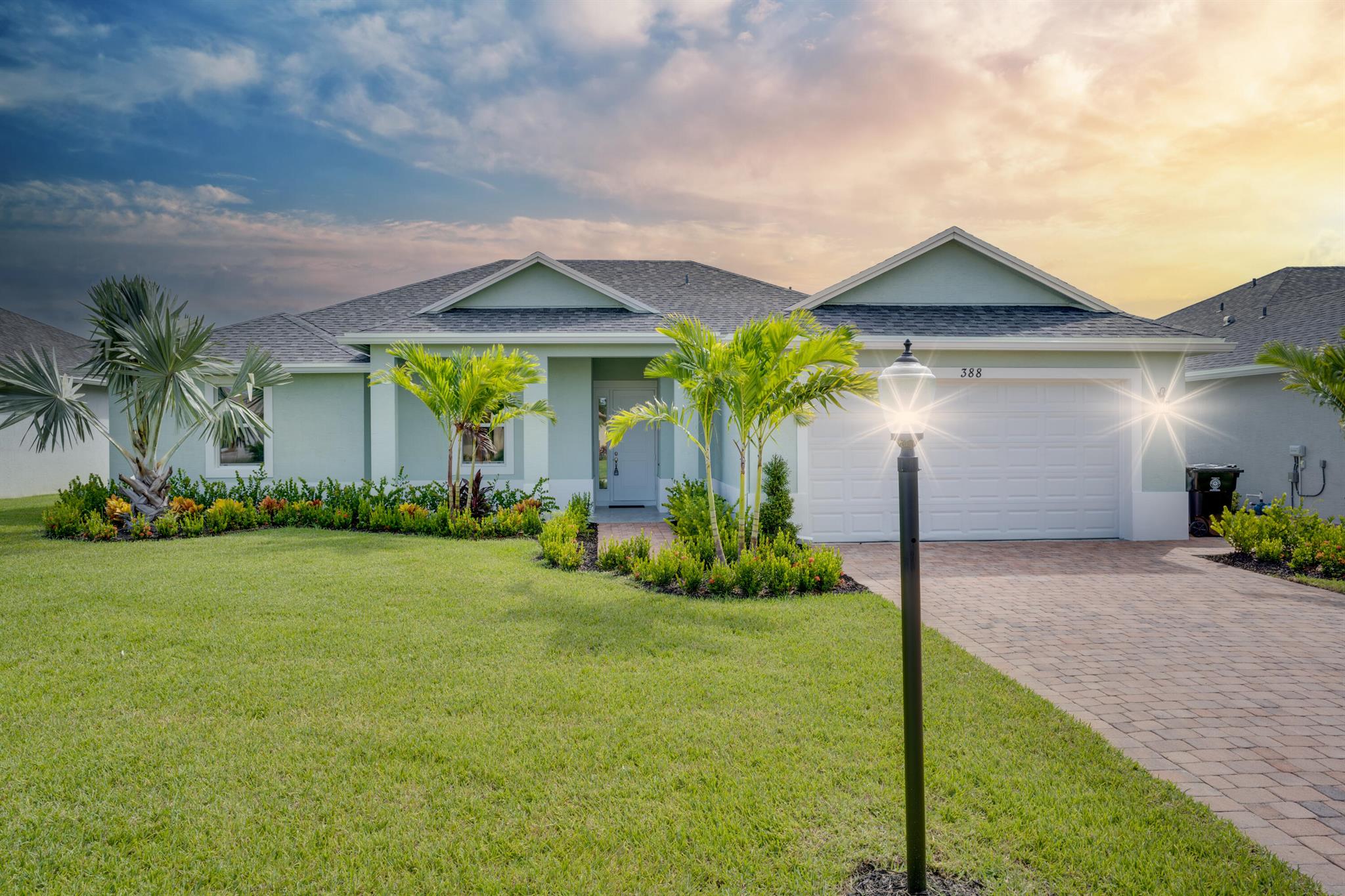 SAWGRASS LAKES PHASE 3A - Residential Lease