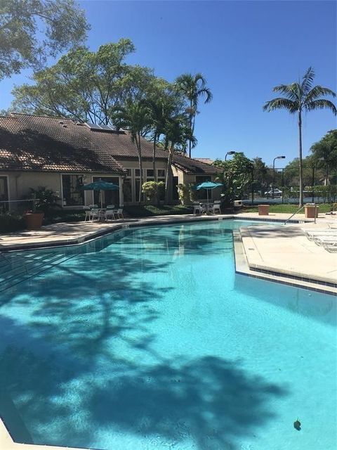 4521 W Mcnab Road 19 Pompano Beach FL 33069