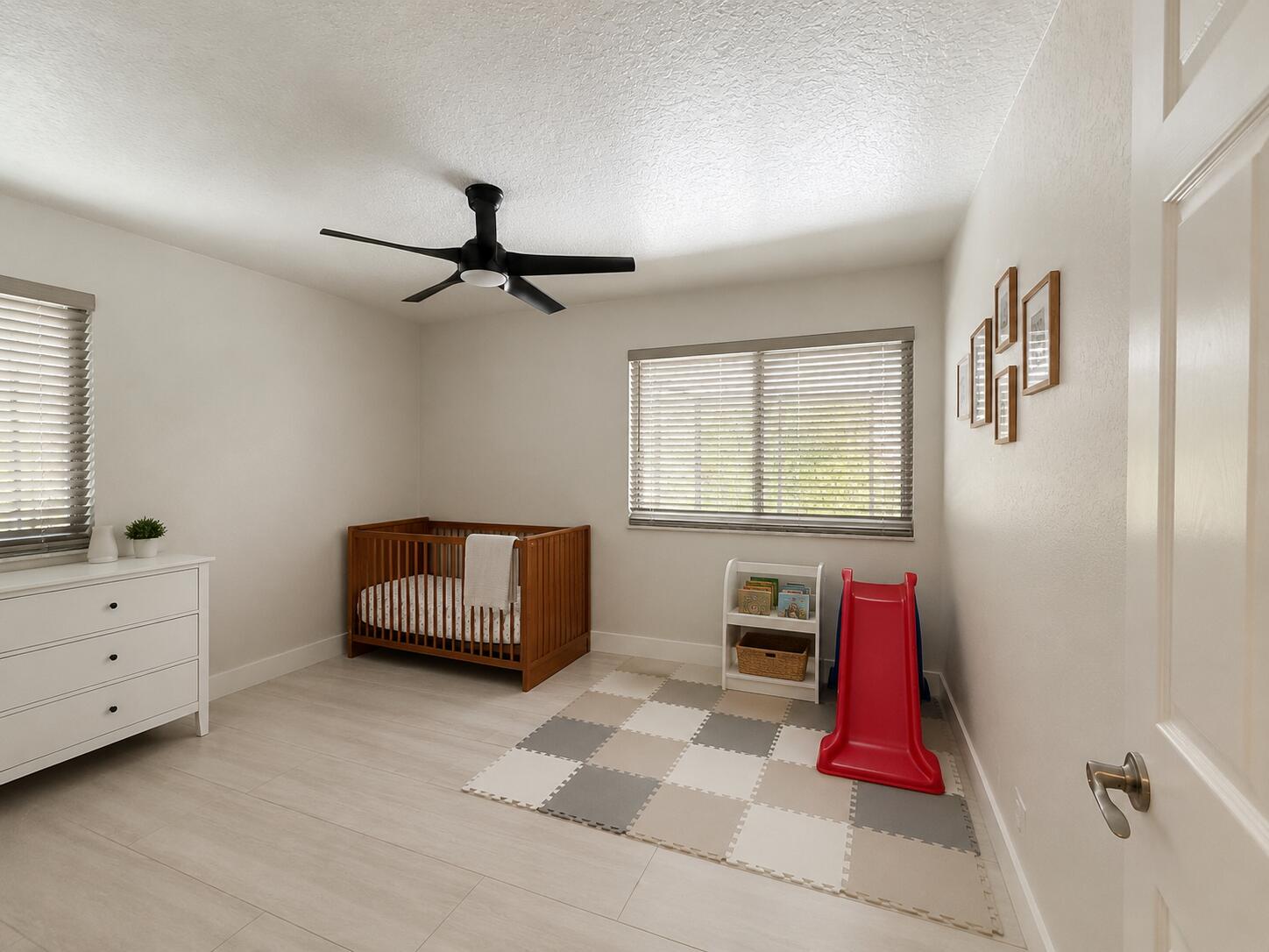 NORTH PALM BEACH HEIGHTS - Residential Lease
