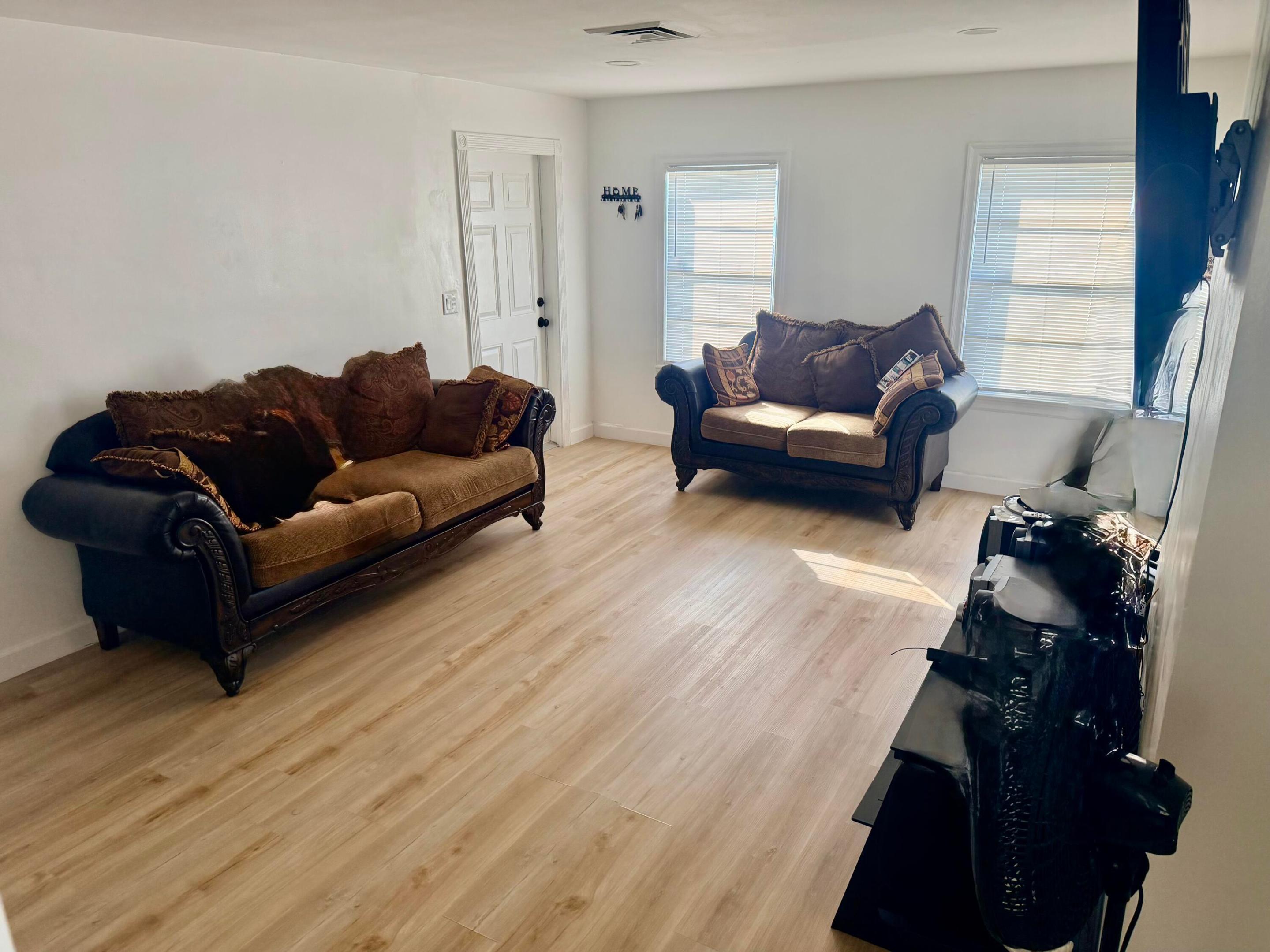 Parker Ridge/Woodlawn WPB IN - Residential Income