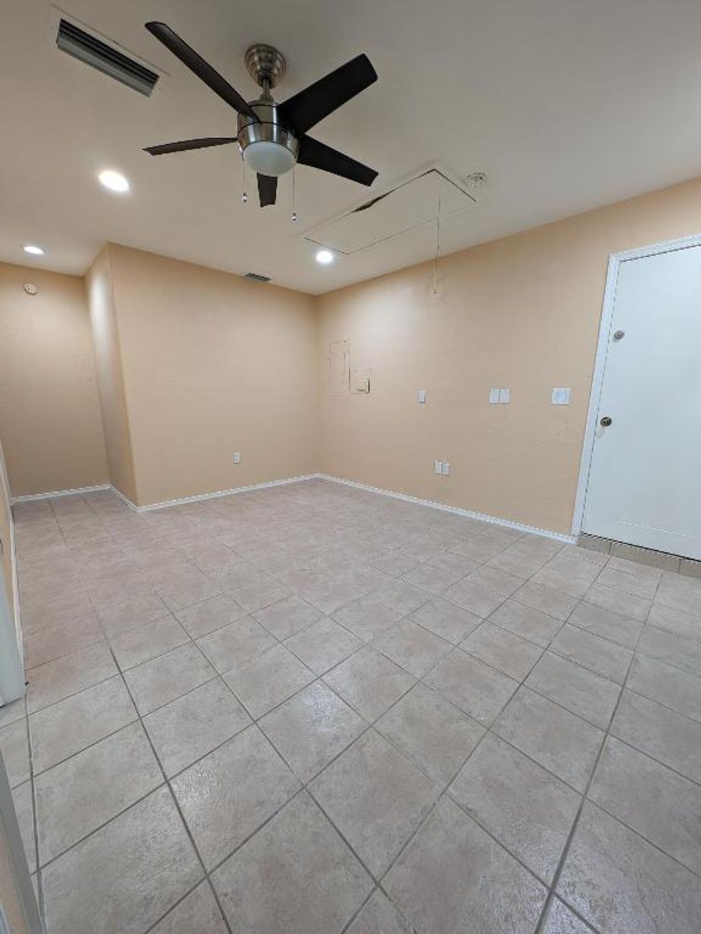 Photo of 14931 69th Drive N, Palm Beach Gardens, FL 33418 (MLS # R10942877)