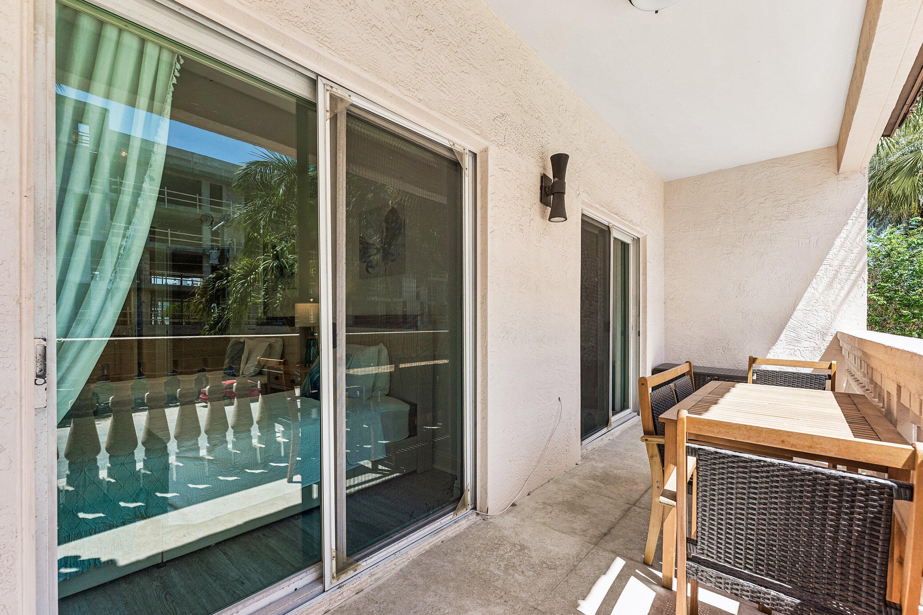 REFLECTIONS OF LAS OLAS - Residential
