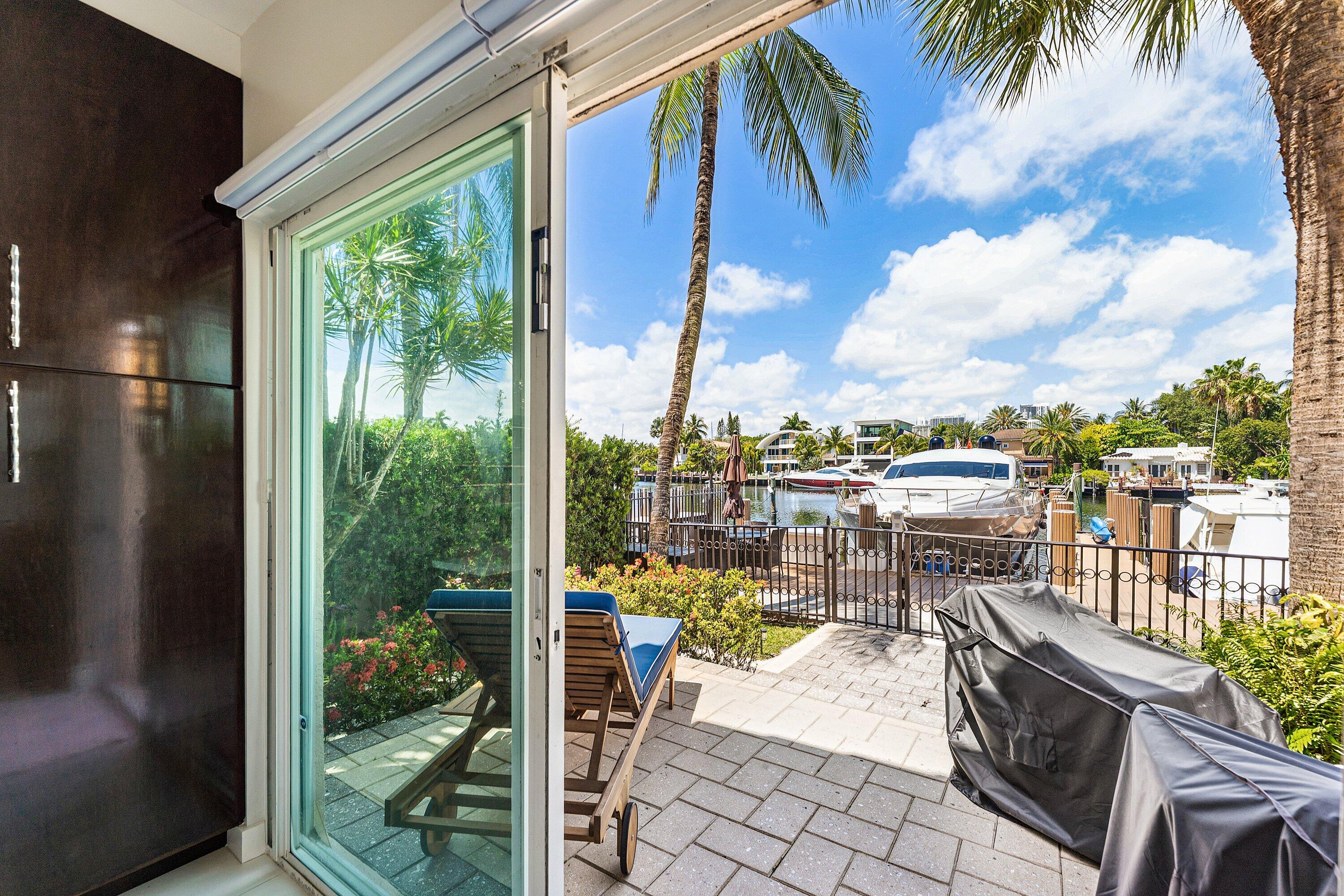 REFLECTIONS OF LAS OLAS - Residential