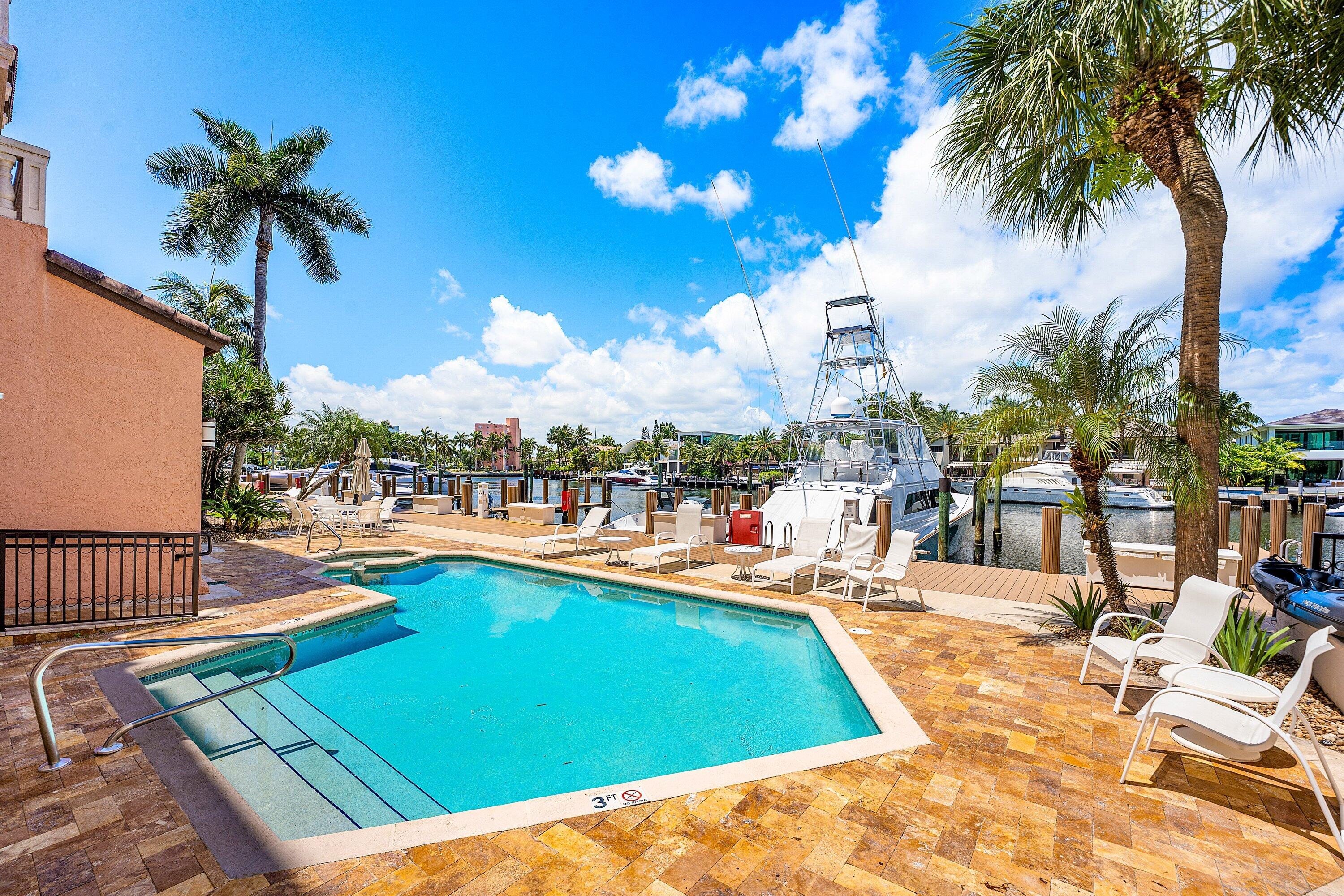 REFLECTIONS OF LAS OLAS - Residential