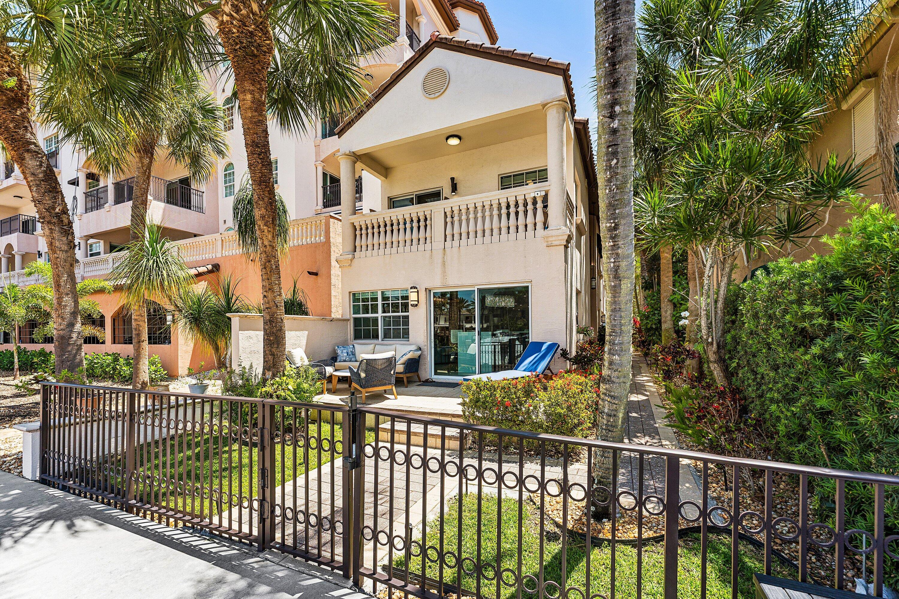 REFLECTIONS OF LAS OLAS - Residential