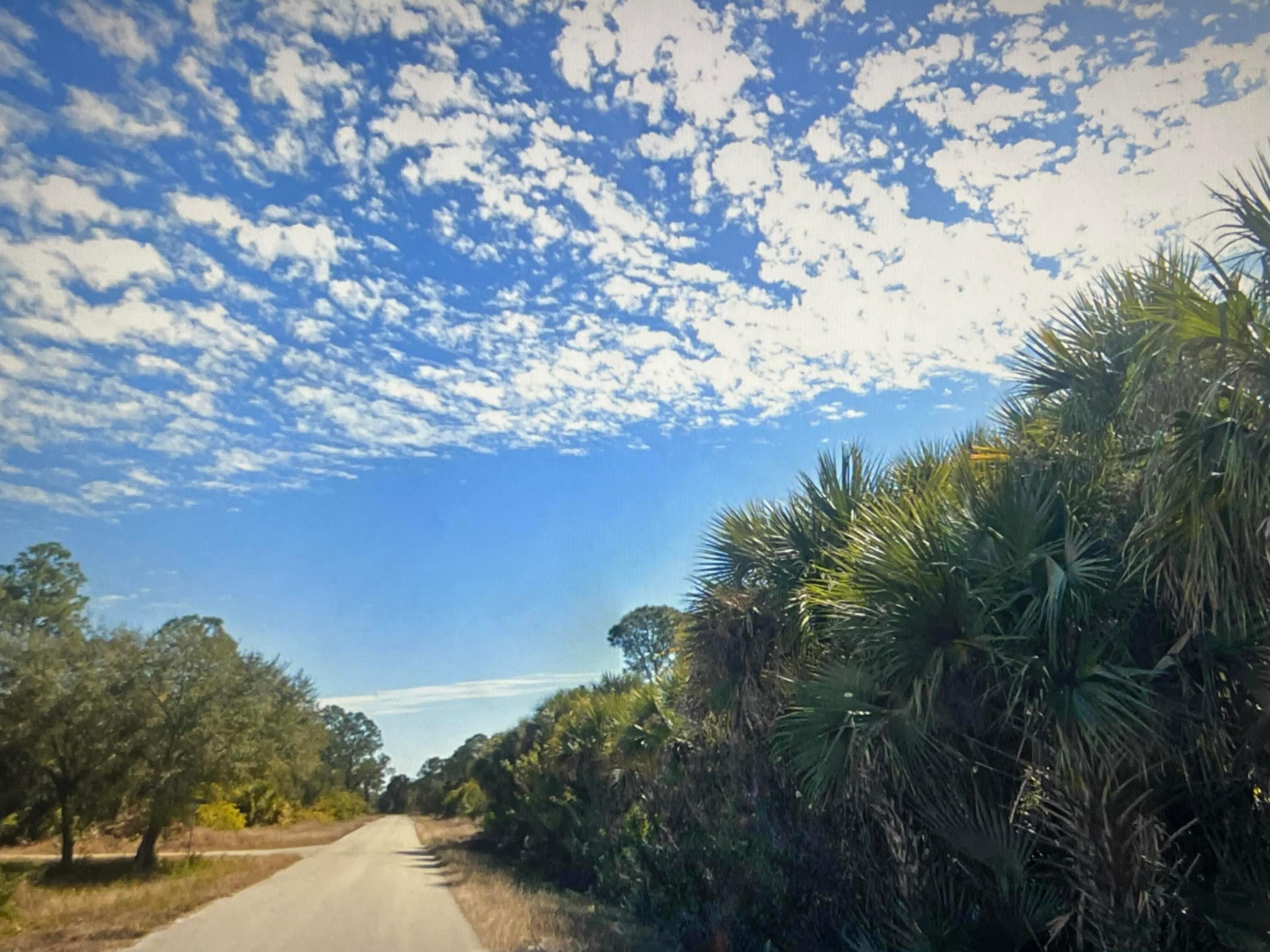 LEHIGH ACRES - Land