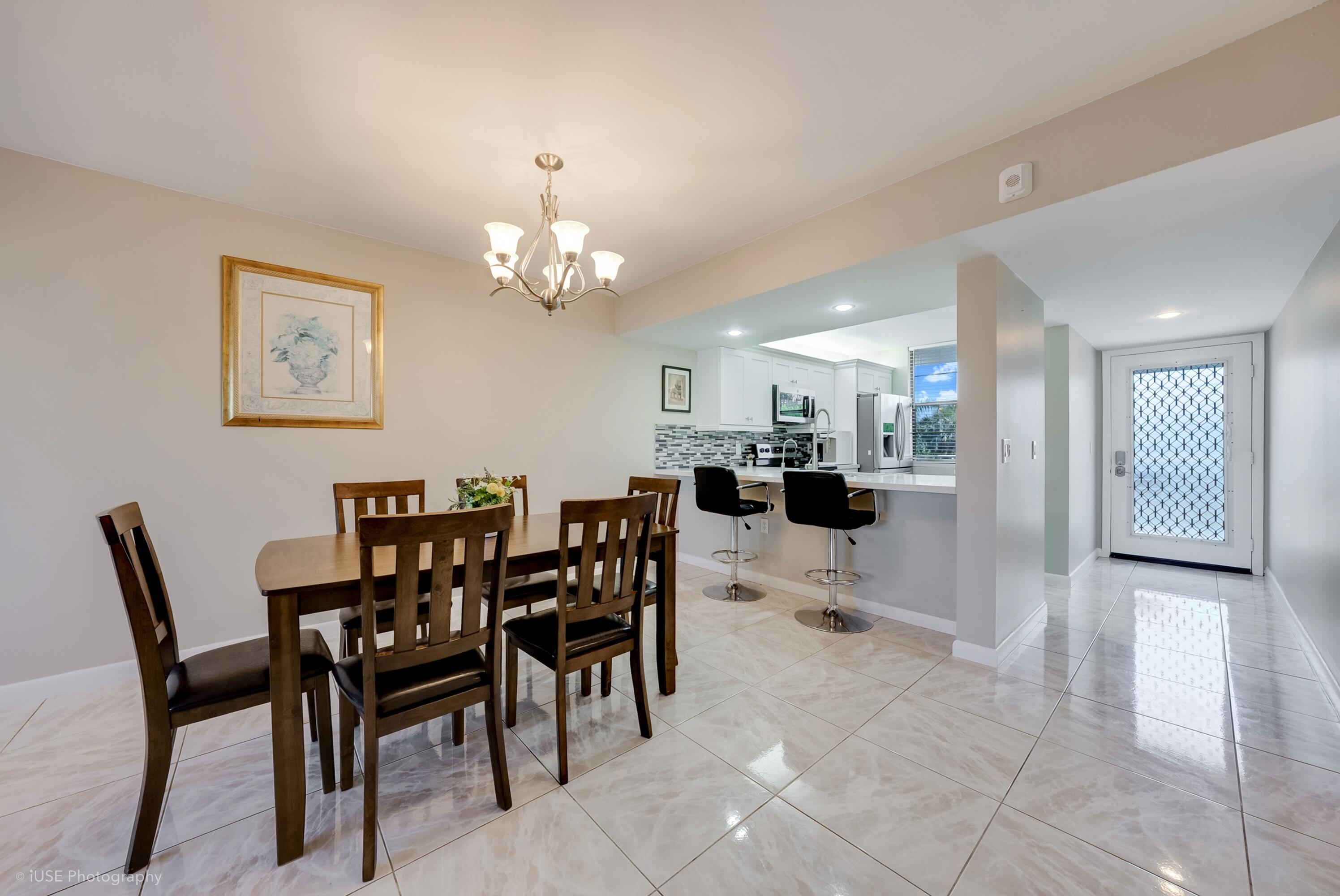 CONDO 14 OF WHITEHALL CONDOS - Residential