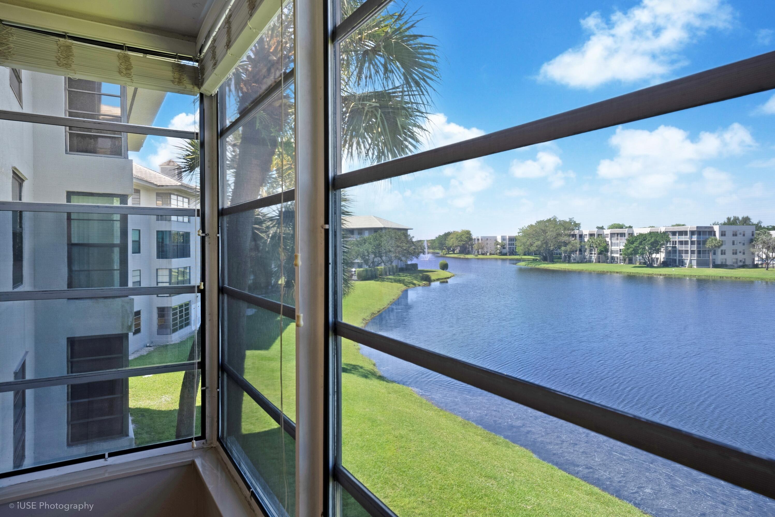 CONDO 14 OF WHITEHALL CONDOS - Residential