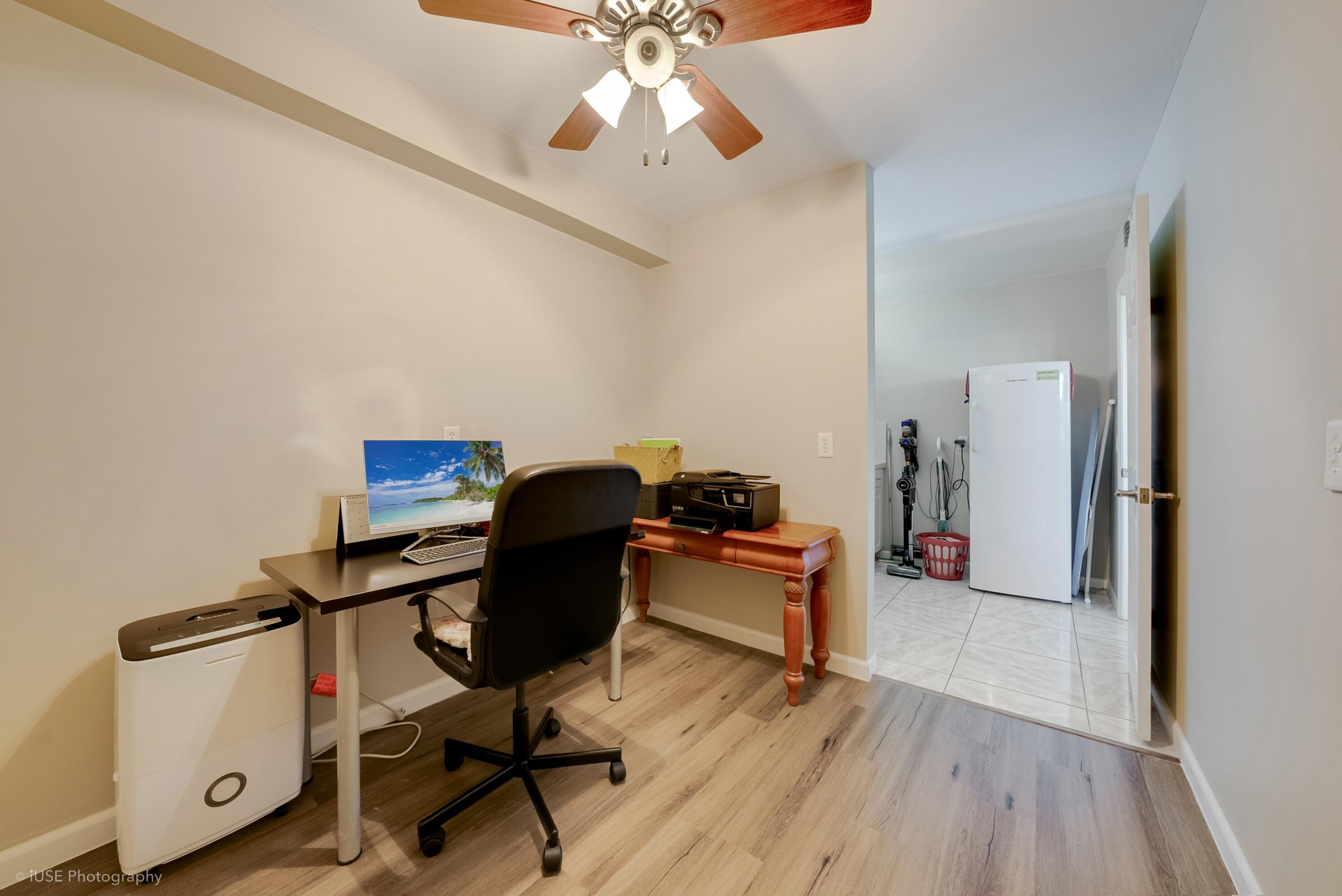 CONDO 14 OF WHITEHALL CONDOS - Residential