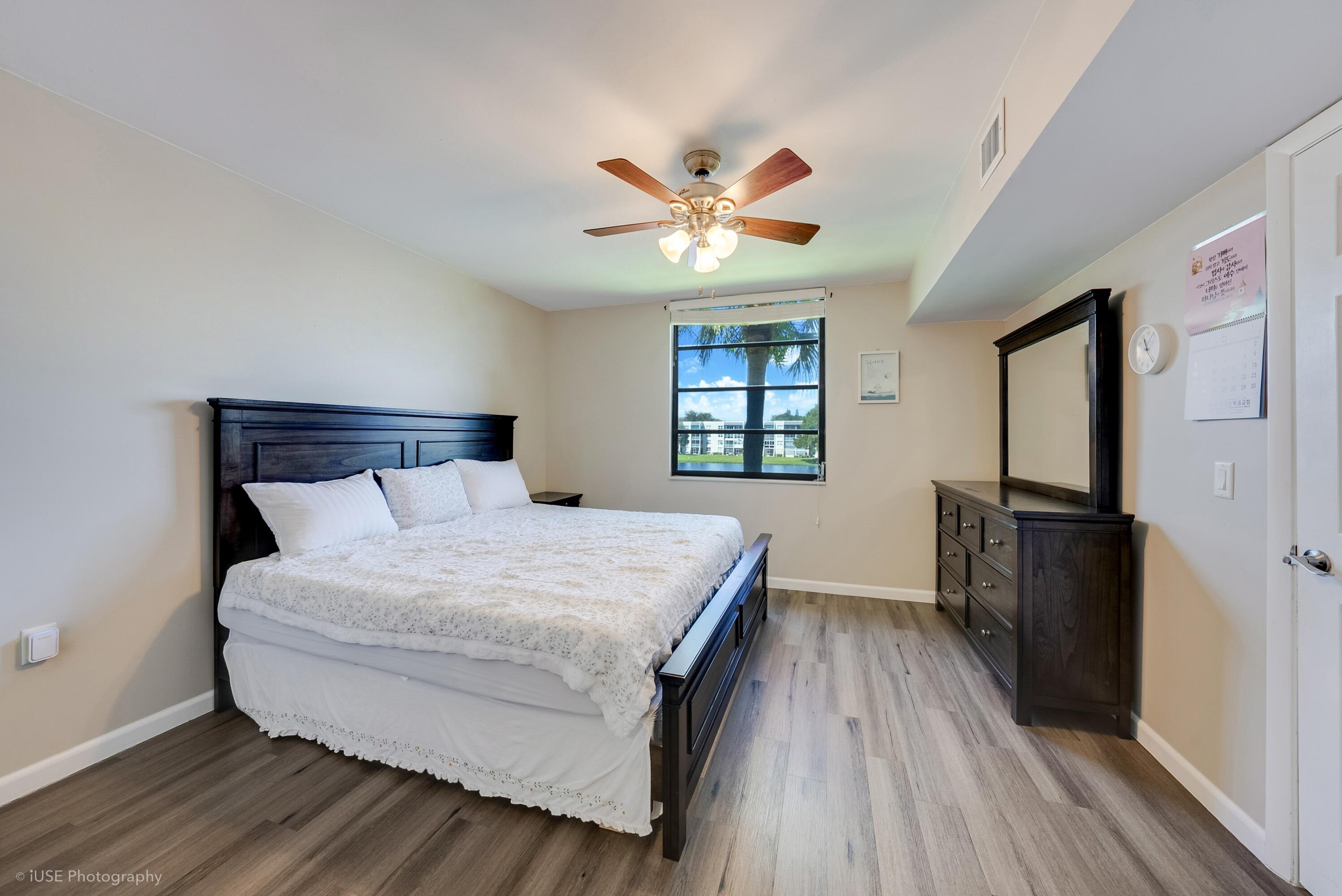 CONDO 14 OF WHITEHALL CONDOS - Residential