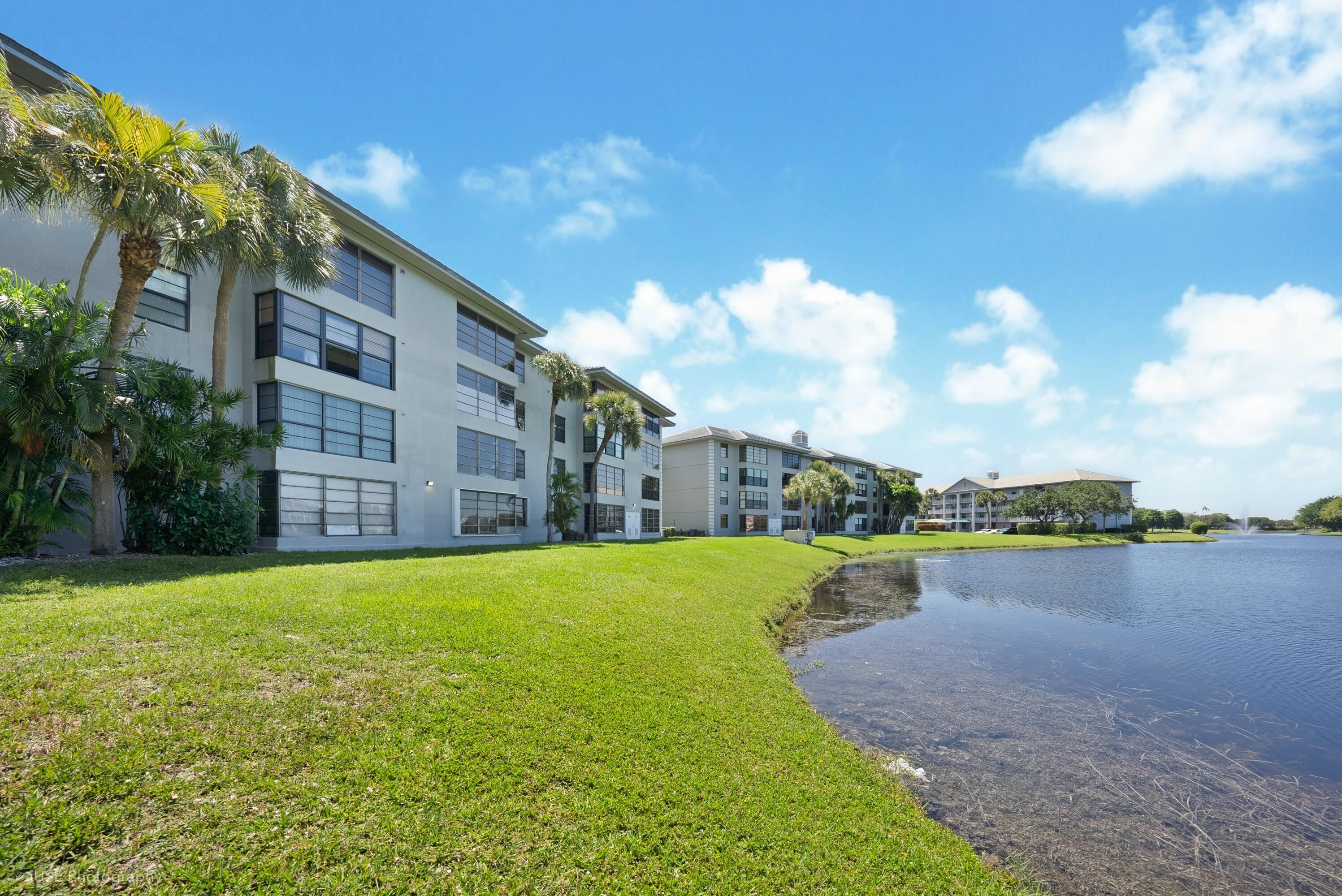 CONDO 14 OF WHITEHALL CONDOS - Residential