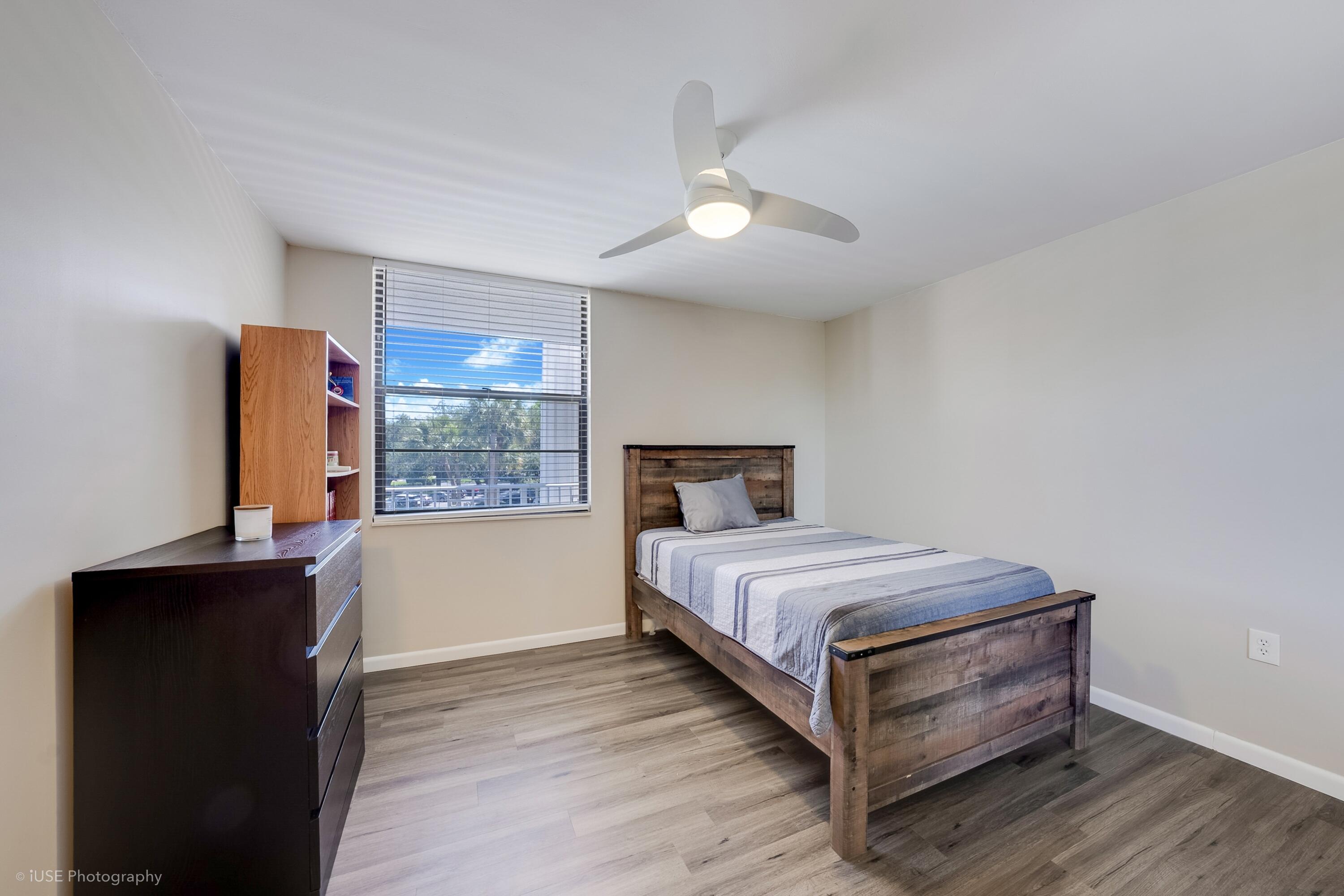 CONDO 14 OF WHITEHALL CONDOS - Residential