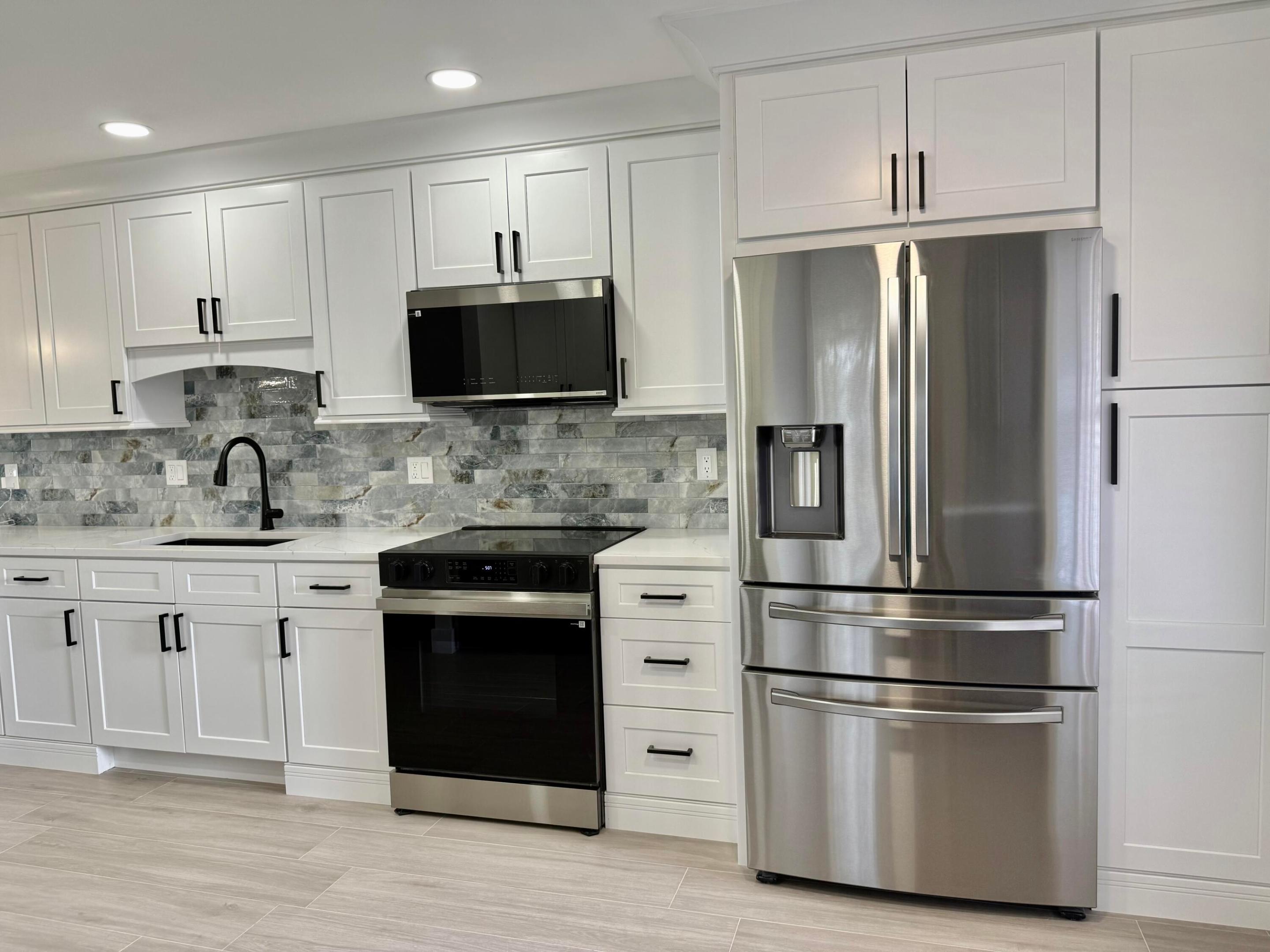 PINES OF DELRAY NORTH CONDO - Residential