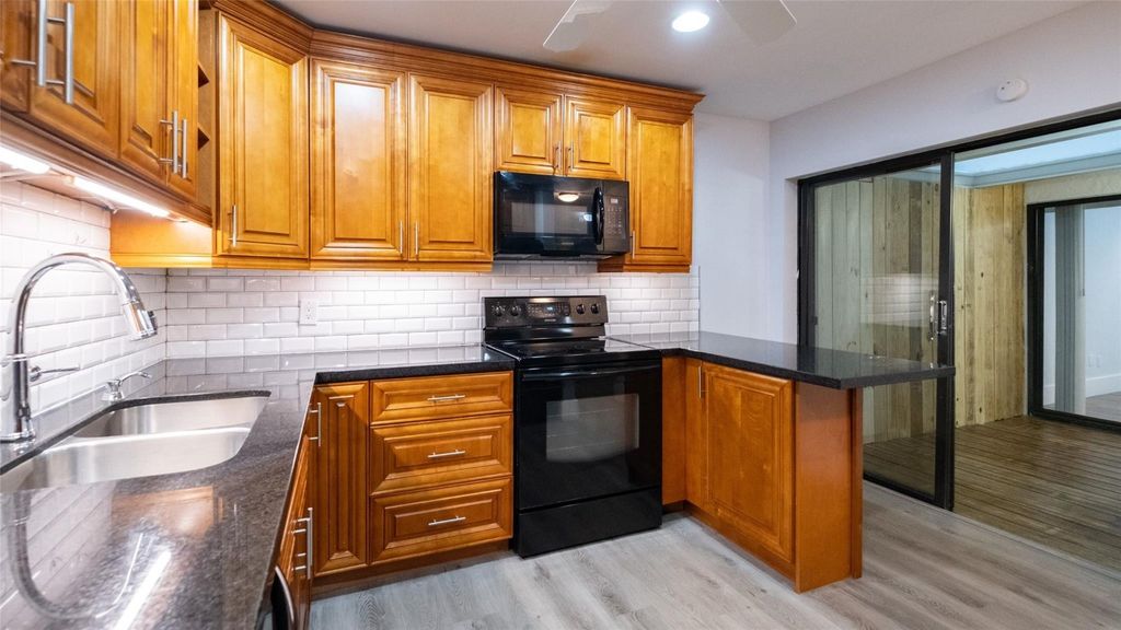 Photo of 9069 22nd Street, Boca Raton, FL 33428 (MLS # F10464316)