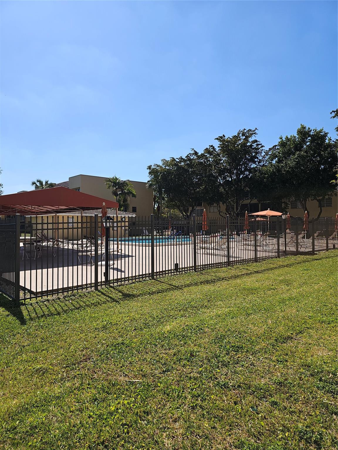 Bermuda Club One Condo - Residential Lease