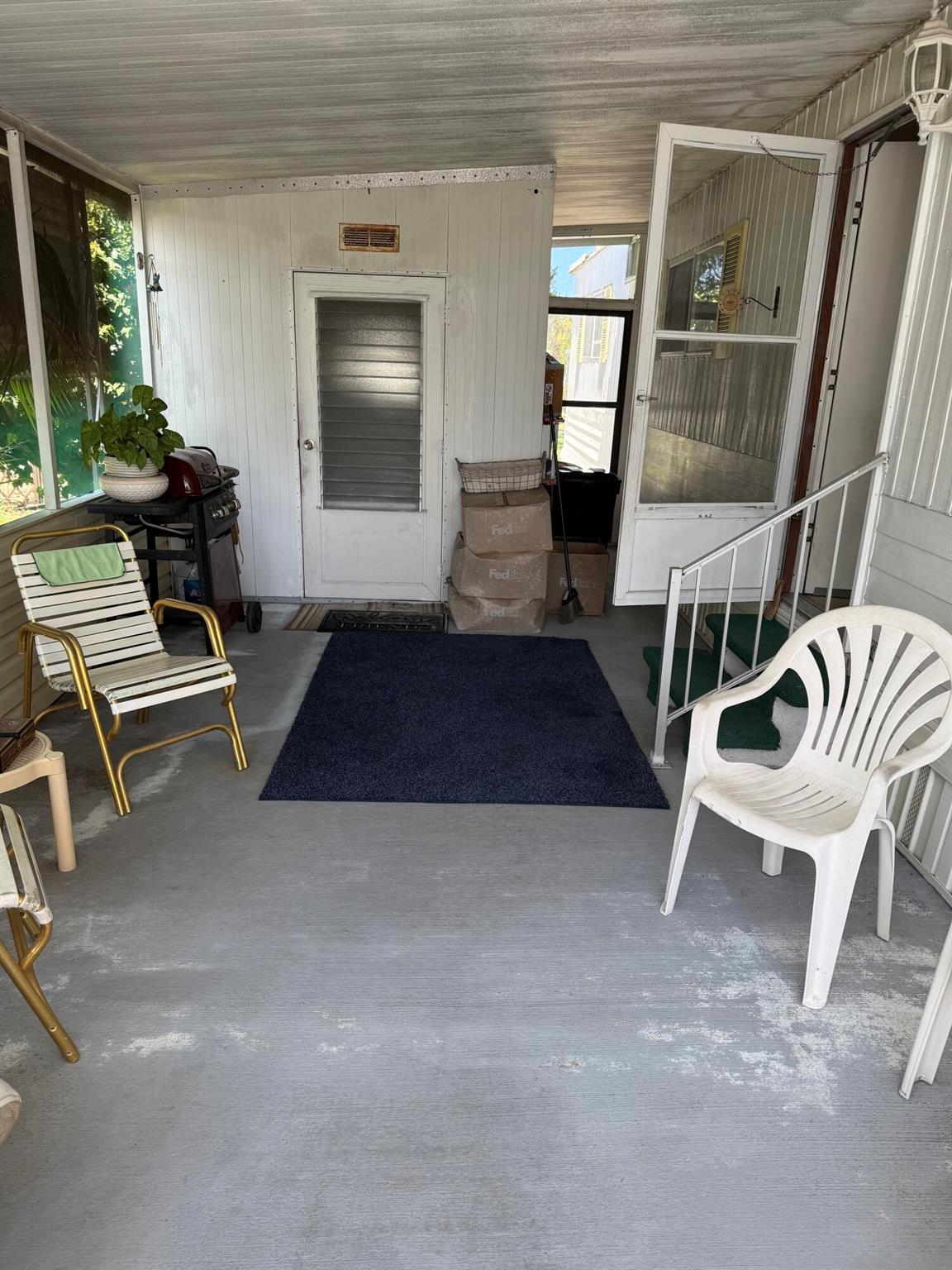 SPANISH LAKES 1 - Residential