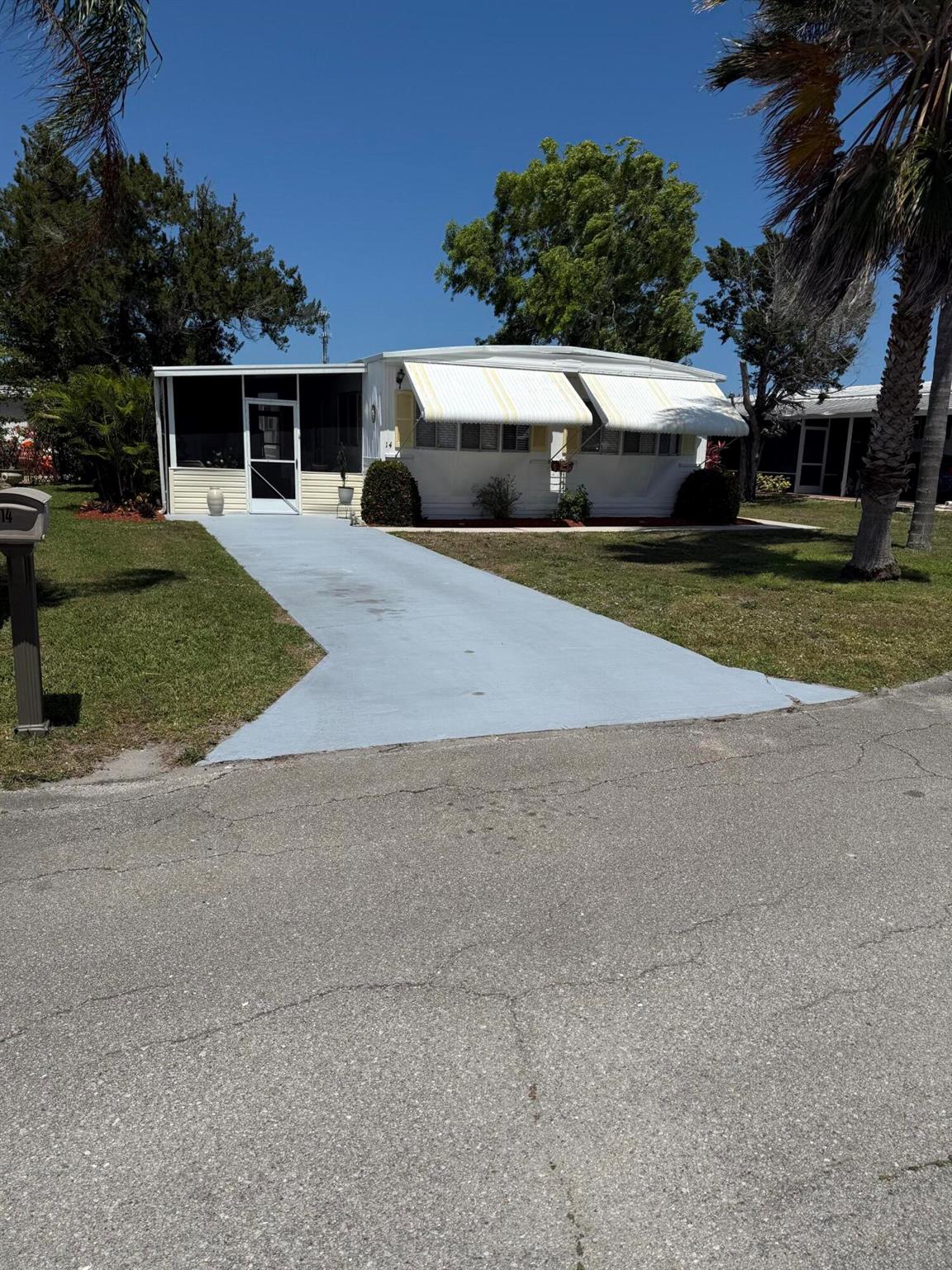 SPANISH LAKES 1 - Residential