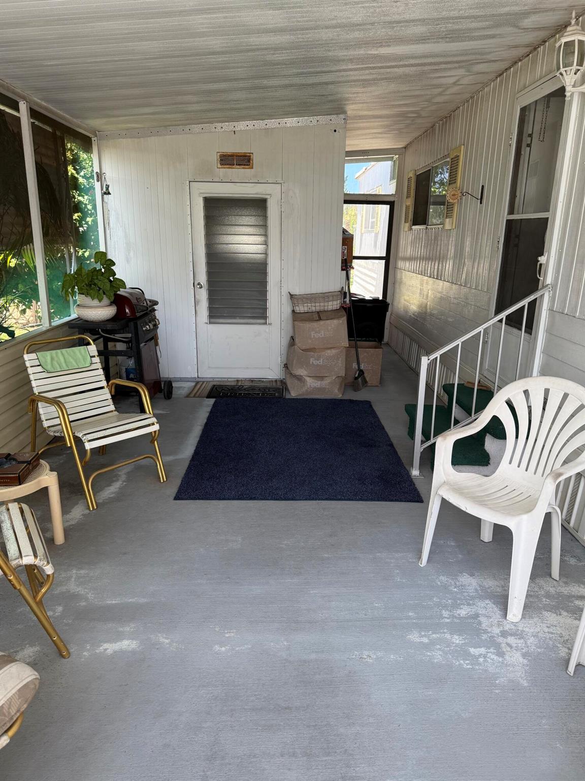 SPANISH LAKES 1 - Residential