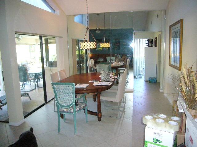 HOLLOWS - Residential Lease