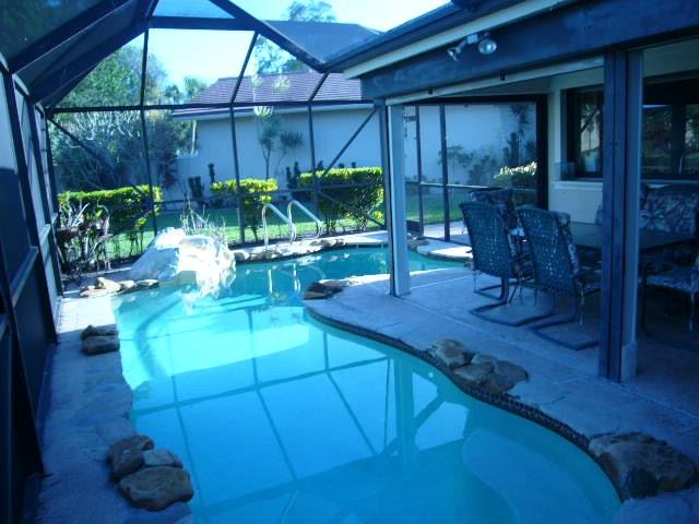 HOLLOWS - Residential Lease