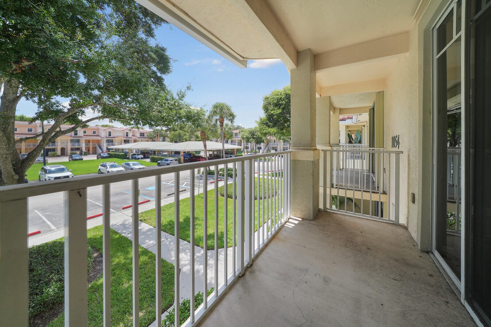 1054 University Boulevard 21