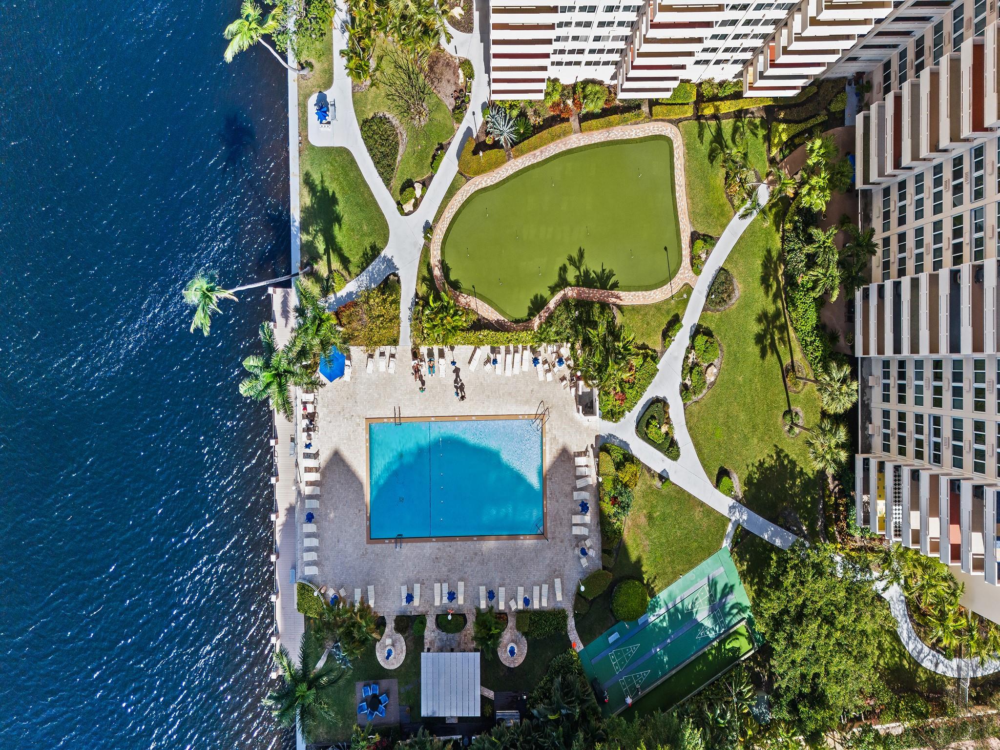 CORAL RIDGE TOWERS - Residential